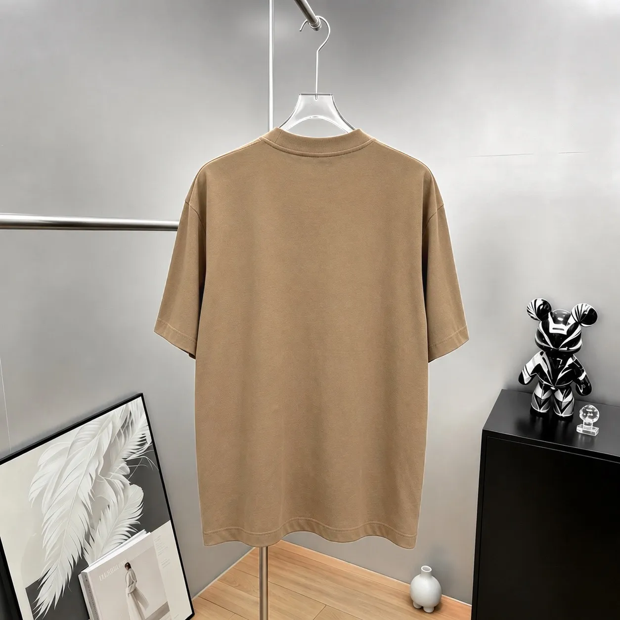 moncle～ 《 》7a tee ， Same Style ， : Black White Coffee Brown Size：S（90-130 ） M（125-150 ） L（135-165 ） XL（160-190 ） XXL（185-220 ）